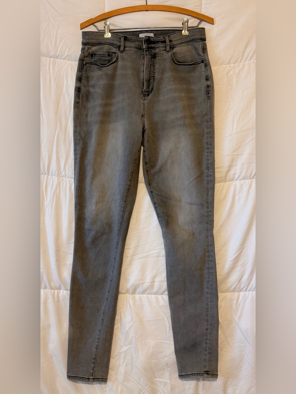 LOFT Charcoal Gray Skinny Jeans